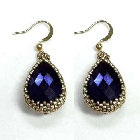A Pair of Pears by Lori Ahlin©2026, Peyote Stitch Class, Crystal tear drop, Beaded Earrings, Duracoat Delica beads, Miyuki Delica beads, Beaded earrings class, Peyote Pear Bezel class, Pear shaped bezel, Bead Class Henderson Nevada, Bead Class Las Vegas