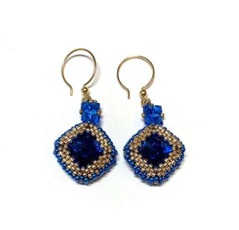 A Year of Earrings 9 by Lori Ahlin©2022, A Year of Earrings, Rivoli earrings, Bezel earrings, Beaded earrings, Seed bead earrings, Miyuki Delica Beads, Bicone earrings, Beaded earring class