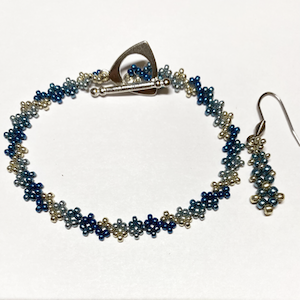 All Squared Up by Lori Ahlin©2023, Pondo Stitch Class, African Circle Stitch, Seed Bead Bracelet, Duracoat Seed beads, seed bead embellishment, Miyuki Seed Beads