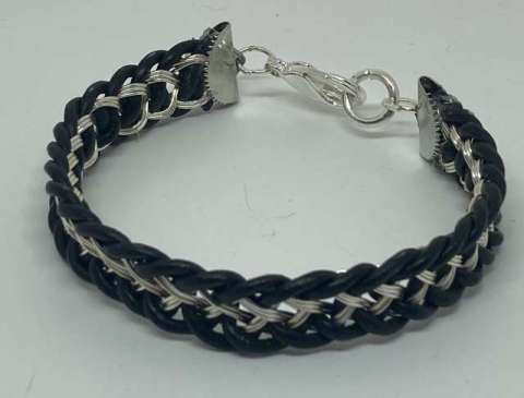Leather and Wire #2 by Cindy Johnson ©2025, 8 strand Kumihimo Braid Class, Kumihimo bracelet, Kumihimo Flat Braid, Kumihimo Class, Japanese braiding,