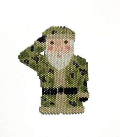 Santa, Military Man by Lori Ahlin©2024, Santas Around the World, Beaded Santa, Delica beads, Beads, Christmas Ornament, Beaded Christmas Ornament, Military Ornament, Beaded Santa Class, Beaded Military Santa