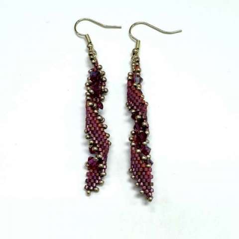 Twisted Spiral by Lori Ahlin©2025, Peyote Stitch Class, Seed Beads, Beaded Earrings, Duracoat Delica beads, Miyuki beads, Beaded earring class, Diagonal Peyote class, Bead Class Henderson Nevada, Bead Class Las Vegas,