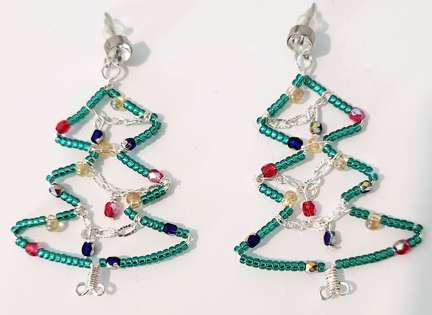 “Spruce” It Up by Charlene Furukawa©2025, Wire Wrapping Class, Bead Embellished Wire Wrapped Earring, Wire Wrap Class Henderson Nevada, Wire Wrap Class Las Vegas	