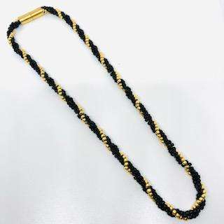 Three Bead Herringbone Spiral by Cindy Johnson ©2026, Bead Weaving, Herringbone necklace, Spiral necklace